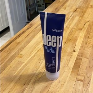 Dotetra deep blue rub